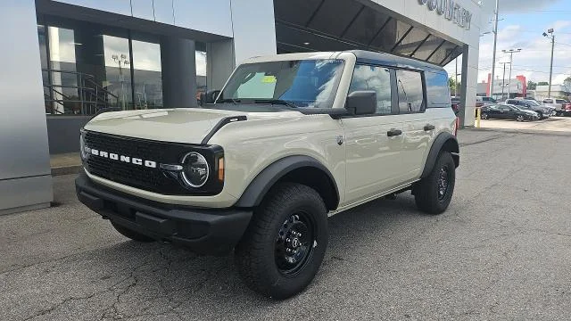 New 2026 Desert Sand Ford Big Bend 4WD image 28