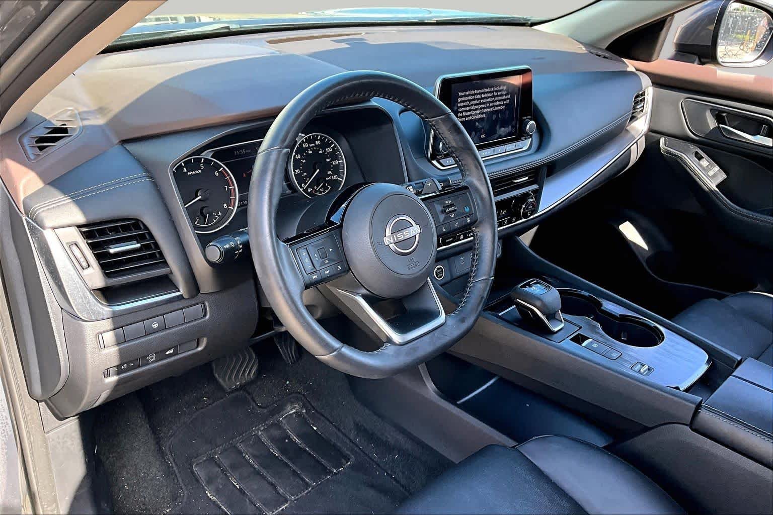 Used 2023 Gun Metallic Nissan SV image 16