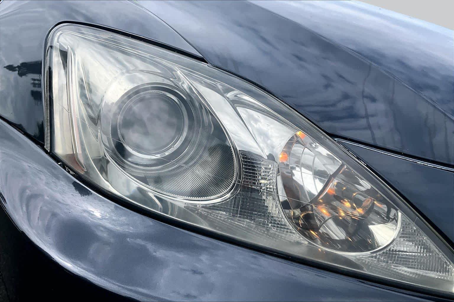 Used 2009 Smoky Granite Mica Lexus  image 27