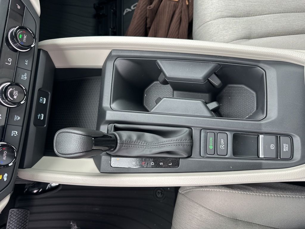 2025 Honda Accord SE - Photo 26