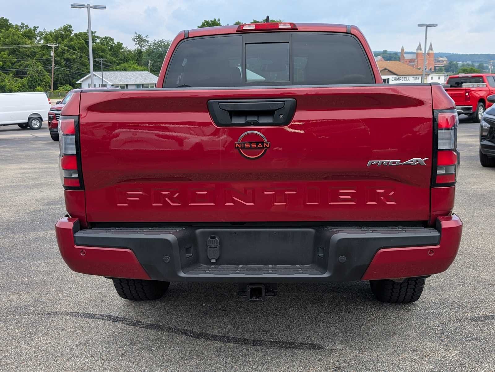 Used 2022 Cardinal Red Tricoat Nissan PRO-4X image 9
