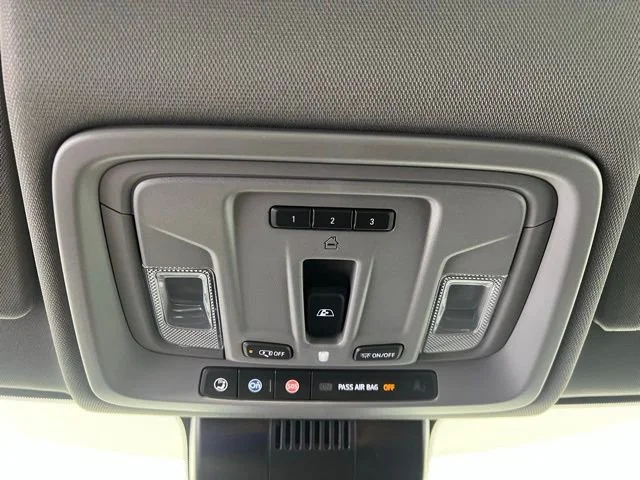 New 2026 Onyx Black GMC Elevation image 33