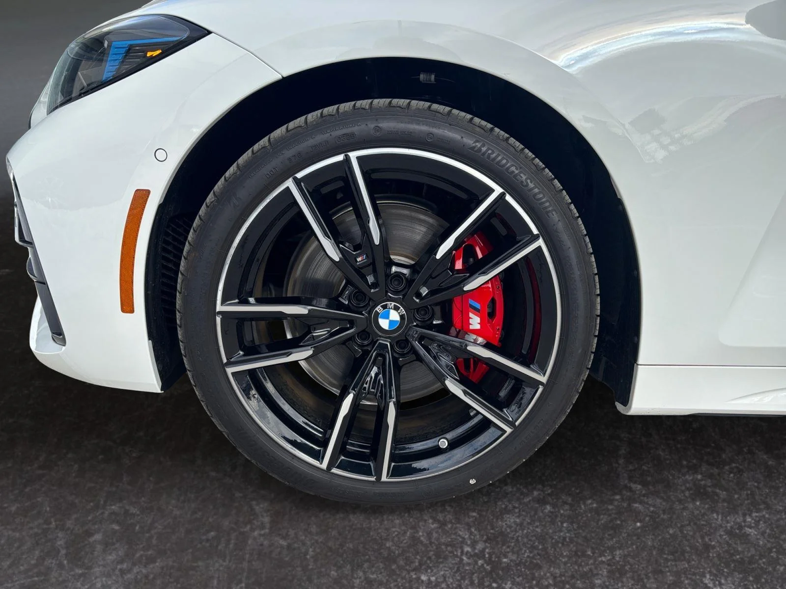 2026 BMW 4 Series M440i - Photo 29