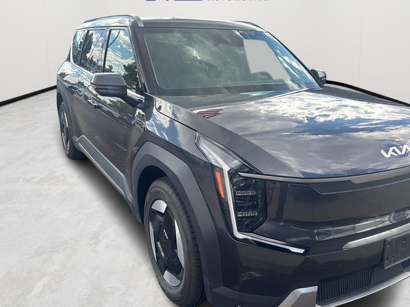 Used 2024 Panthera Metal Kia Wind image 2