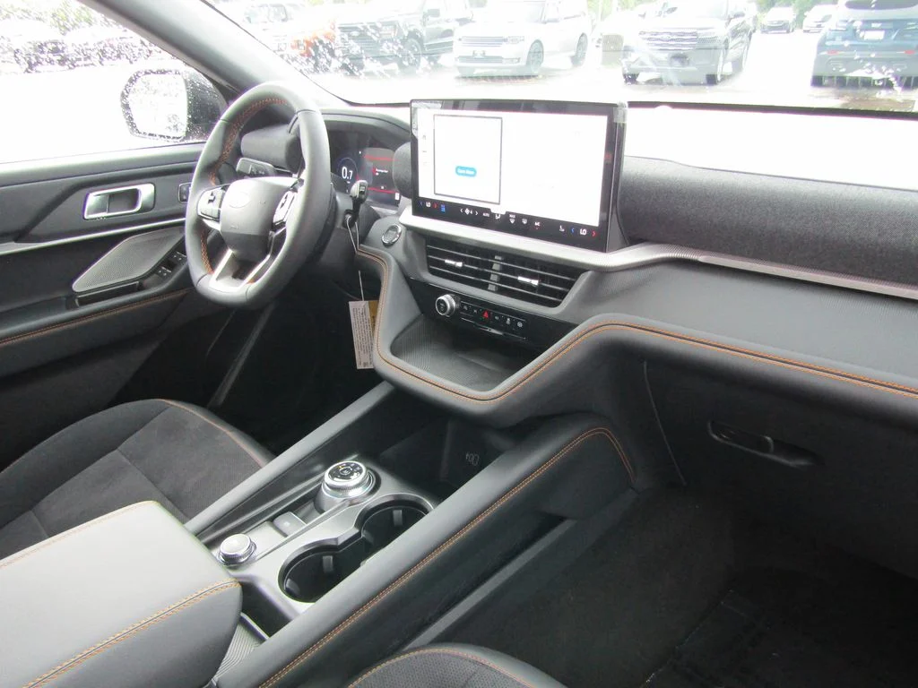 New 2026 Agate Black Metallic Ford Tremor® image 19