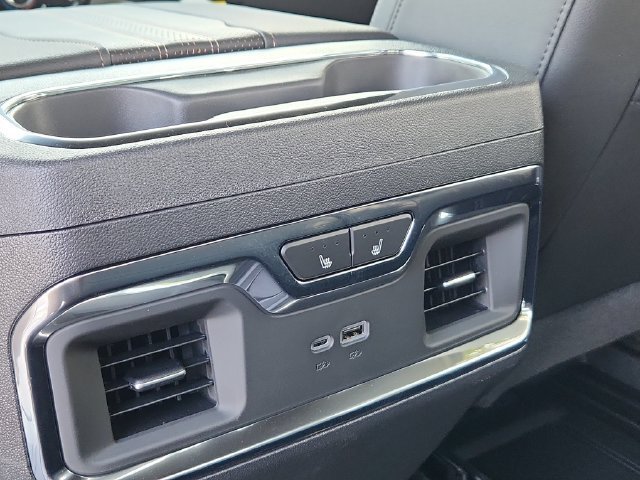 2026 Chevrolet Silverado 1500 High Country - Photo 16