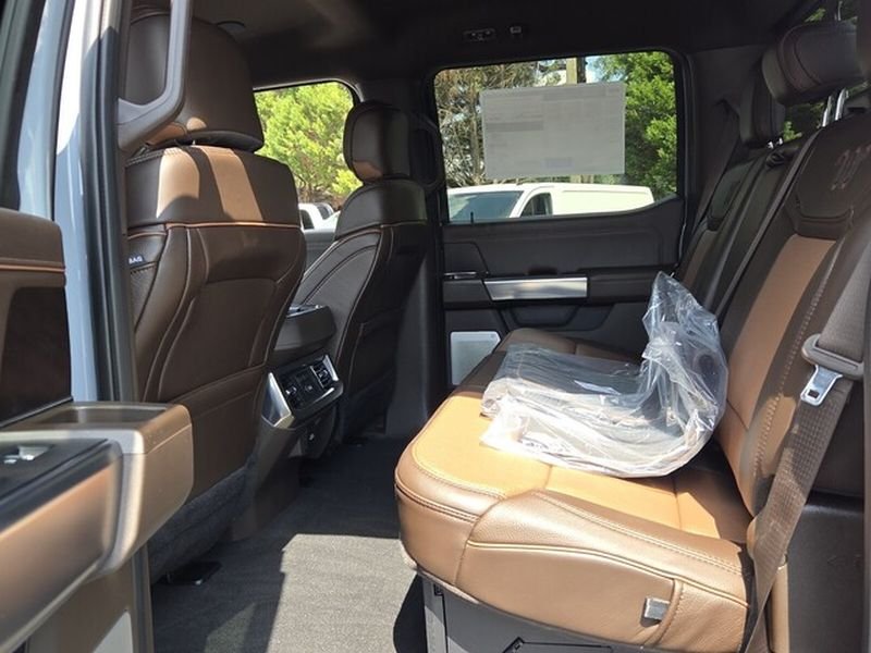 New 2026 Glacier Gray Metallic Tri-Coat Ford F-250® King Ranch® image 9