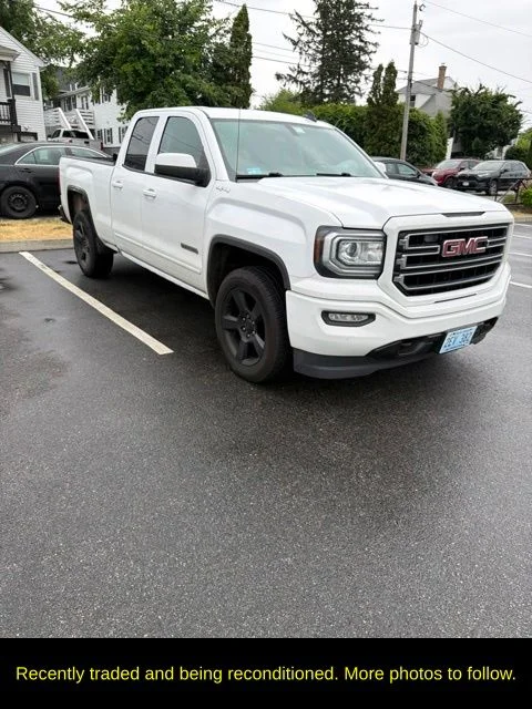 Used 2017 White GMC Base image 1