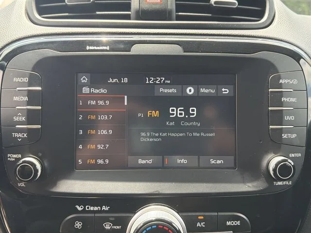Certified Used 2018 Red Kia Exclaim image 16