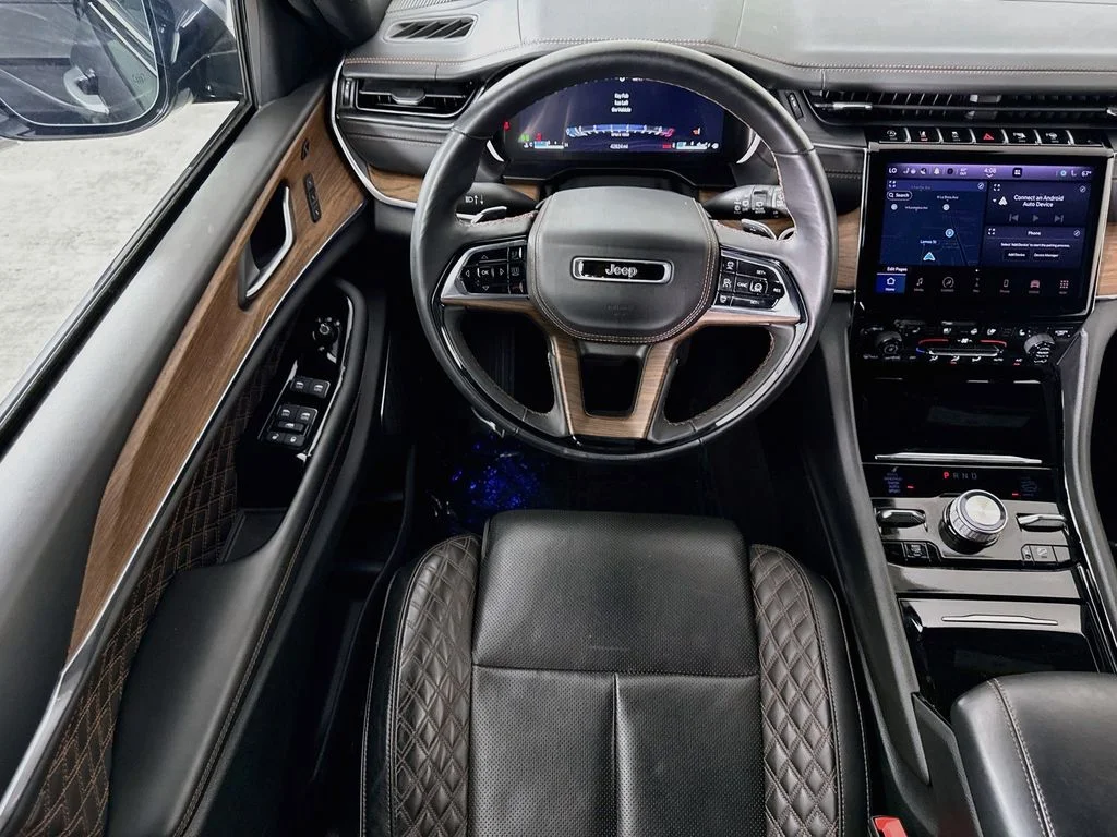 Used 2024 Black Jeep Summit image 22