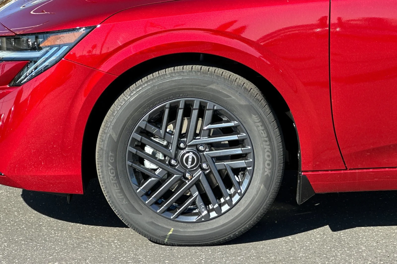 New 2026 Scarlet Ember Tintcoat Nissan SV image 24