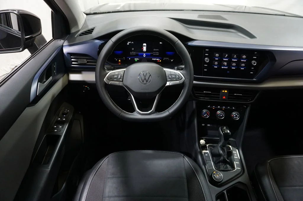 Certified Used 2023 Black Volkswagen 1.5T SE image 12
