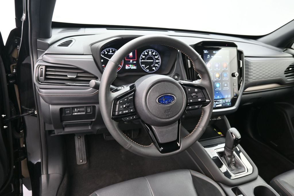 Used 2025 Crystal Black Silica Subaru Touring image 17