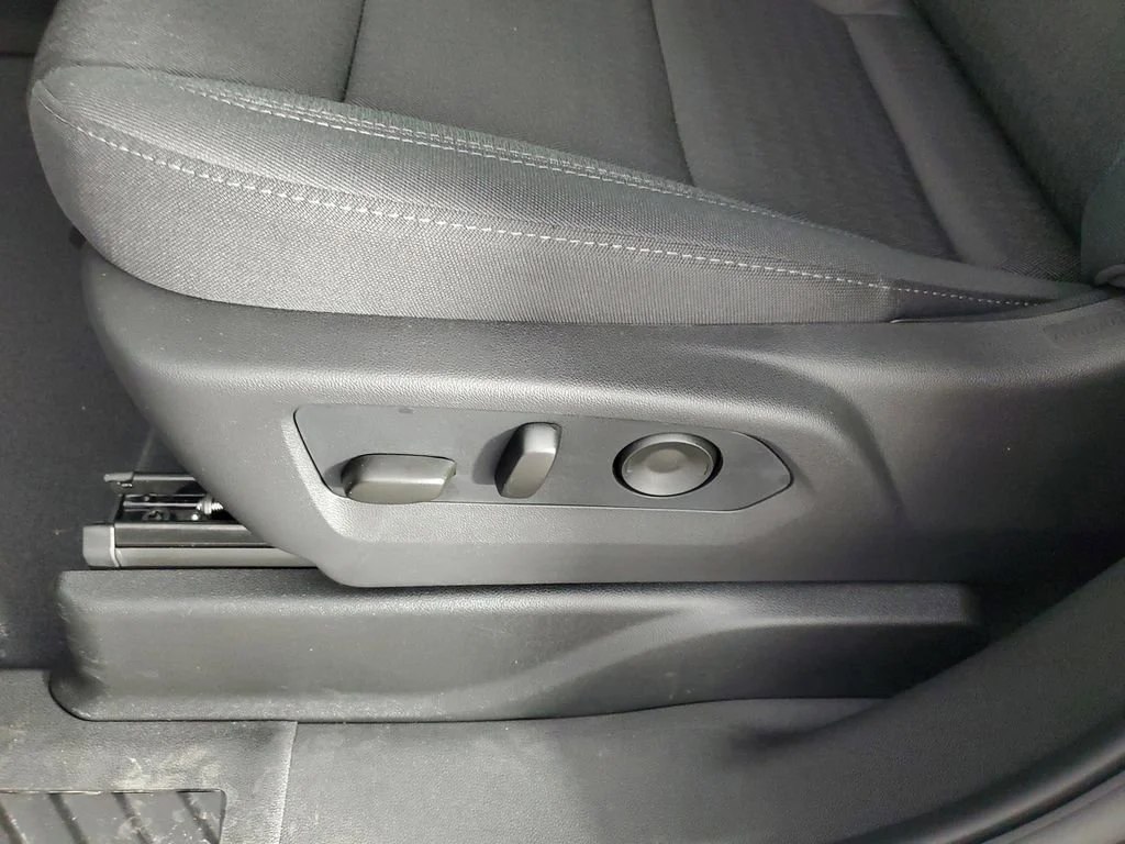 2026 Chevrolet Tahoe LS - Photo 28