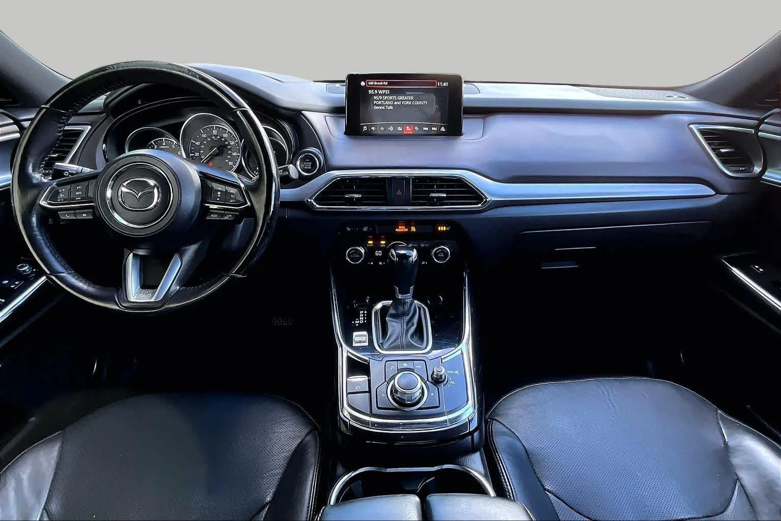 Used 2018 Soul Red Crystal Metallic Mazda Grand Touring image 16