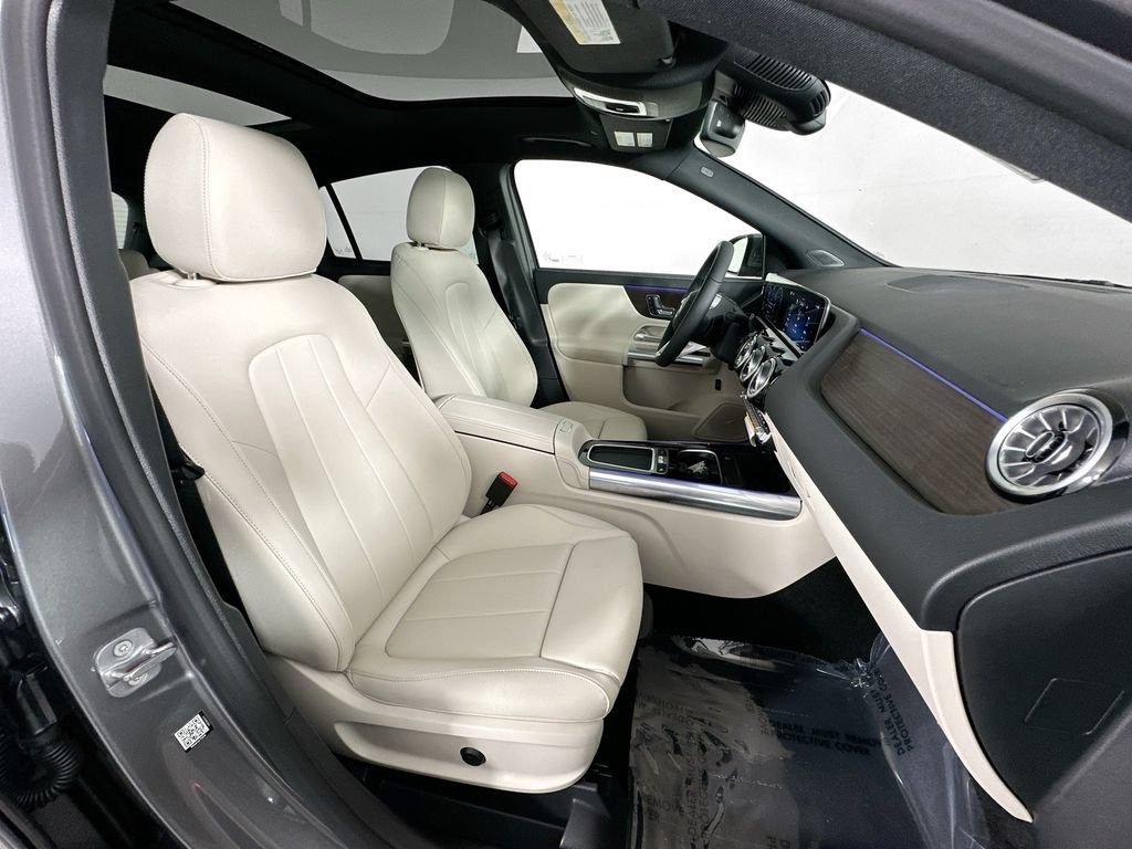New 2026 Mountain Grey Metallic Mercedes-Benz GLA 250 image 58