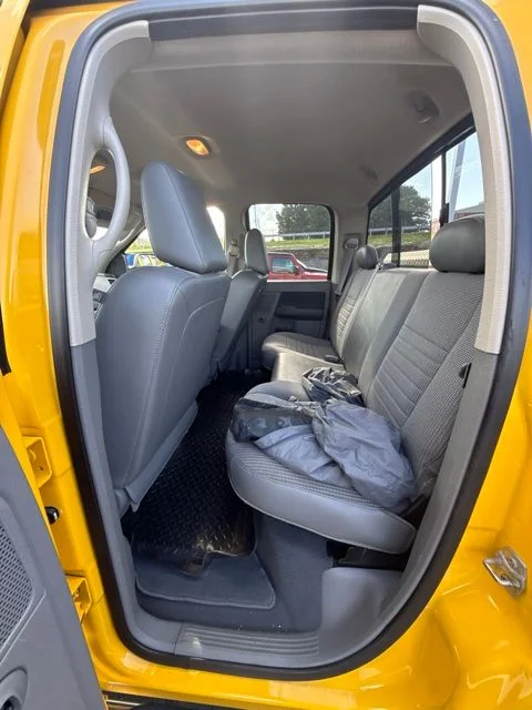 Used 2008 Yellow Dodge Laramie image 6