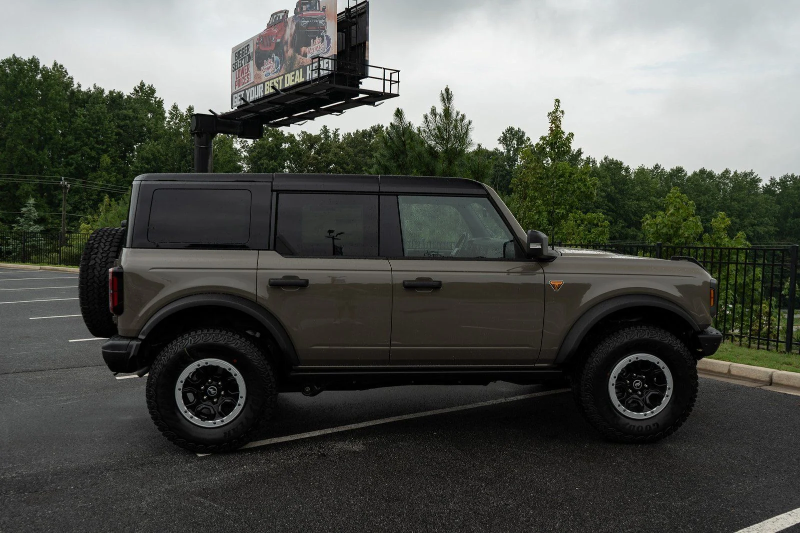2025 Ford Bronco 4-Door Badlands - Photo 17