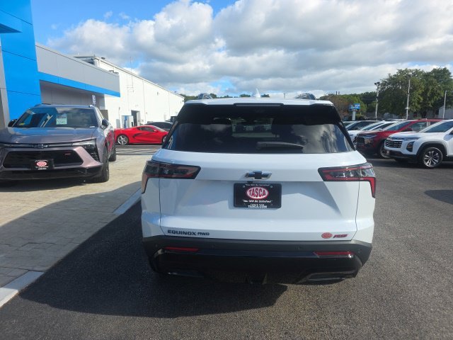 New 2027 Polar White Tricoat Chevrolet RS image 3
