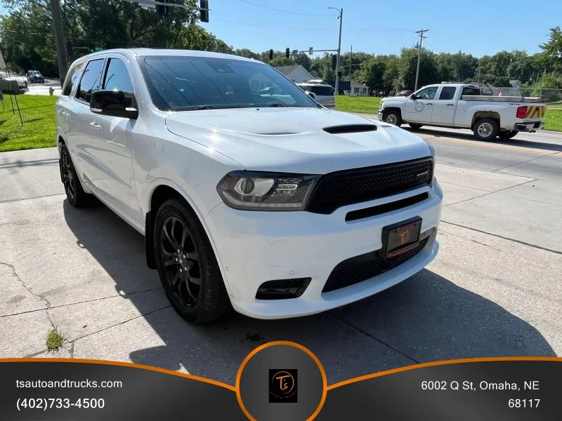 Used 2019 White Dodge R/T Sport Utility 4D image 3