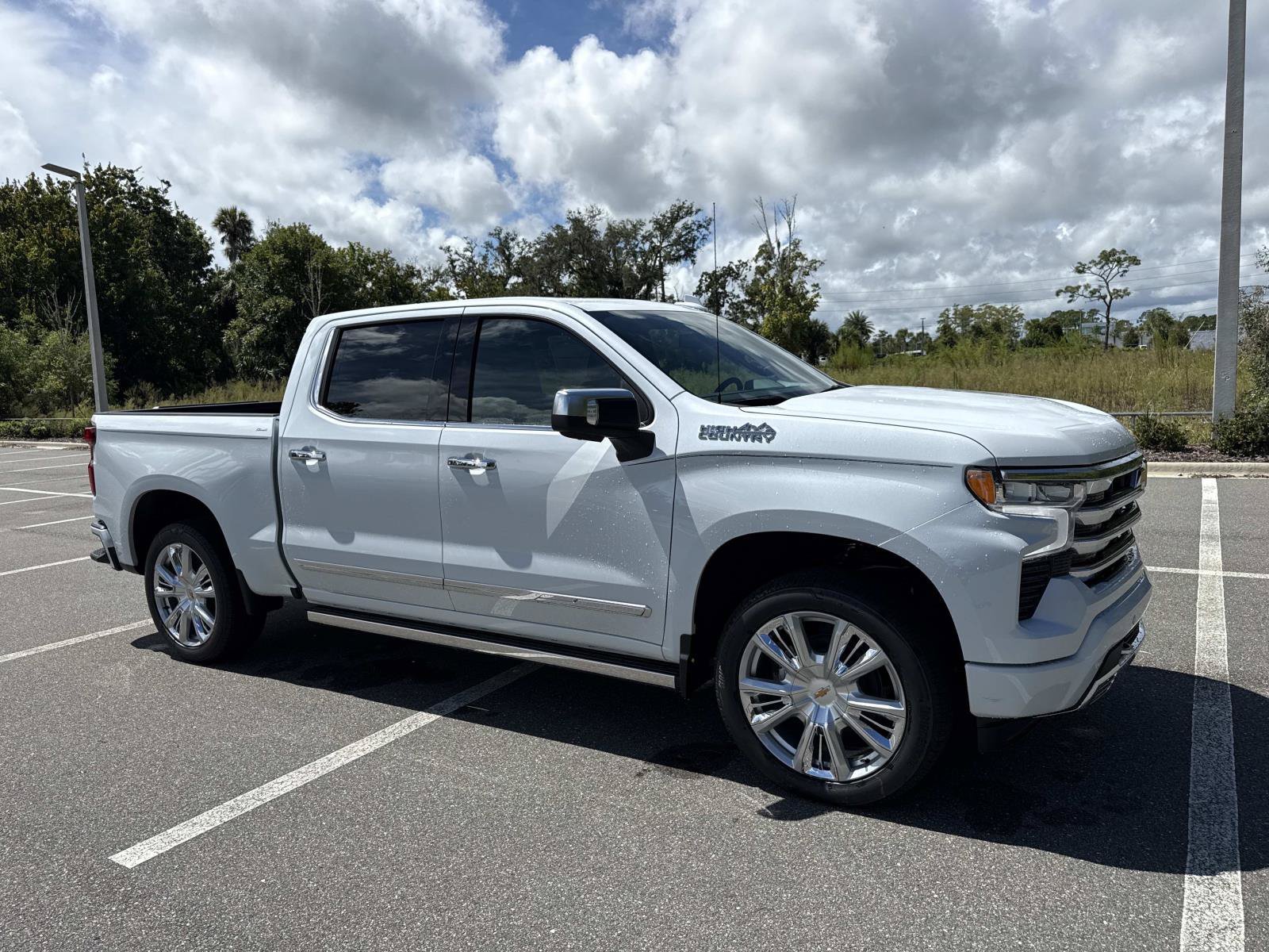 2026 Chevrolet Silverado 1500 High Country - Photo 1