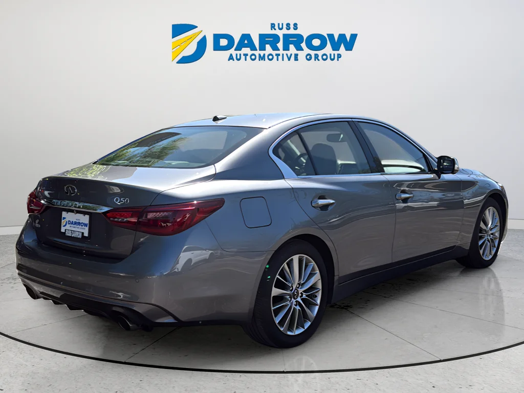 Used 2023 Gray INFINITI LUXE image 5