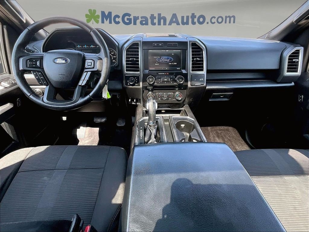 Used 2015 Blue Ford XLT image 9