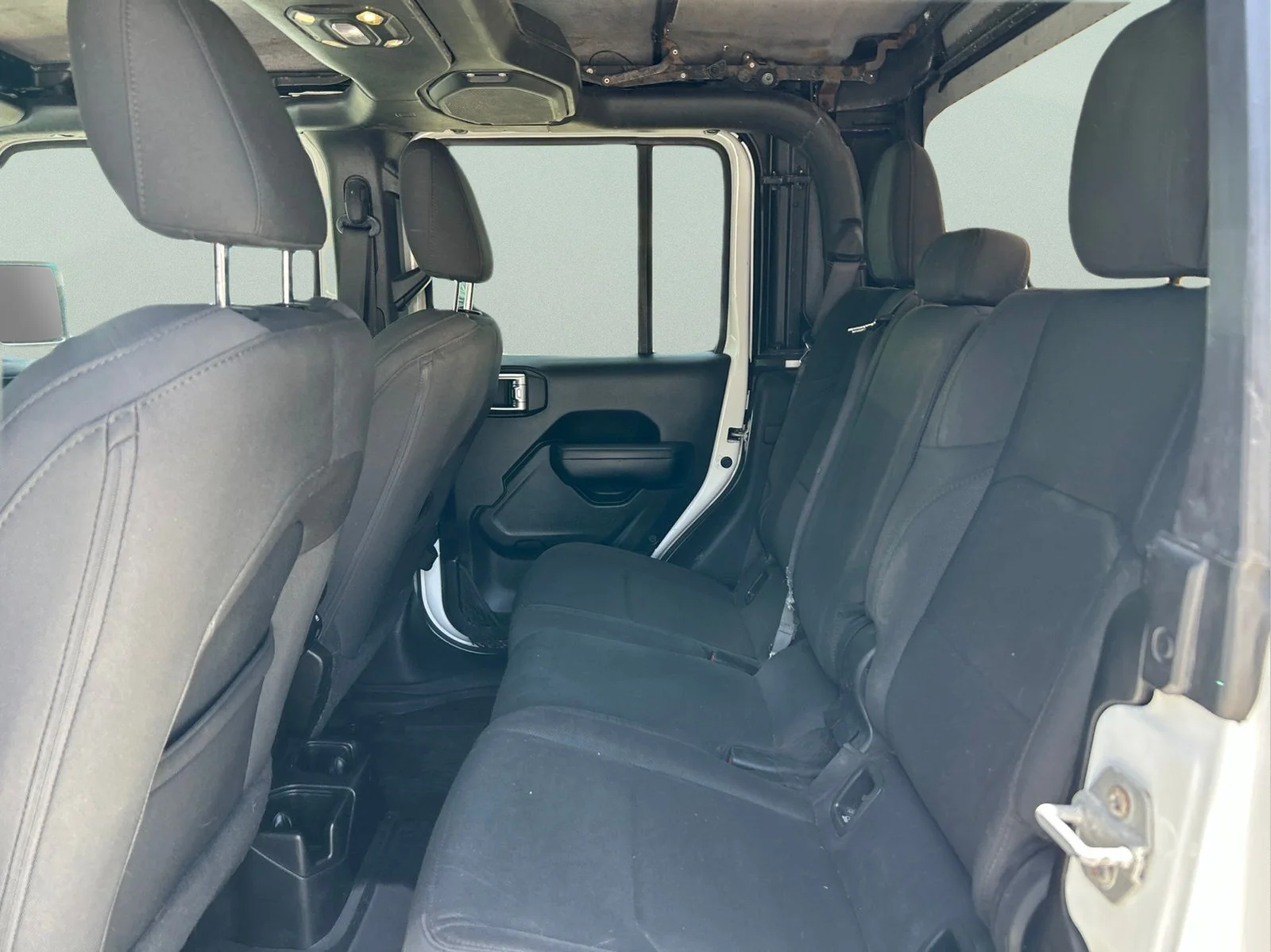 Used 2020 Bright White Clearcoat Jeep Sport image 10