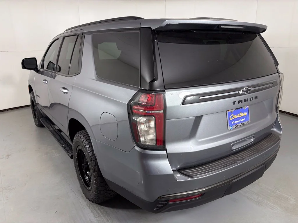 Used 2021 Gray Chevrolet Z71 image 6
