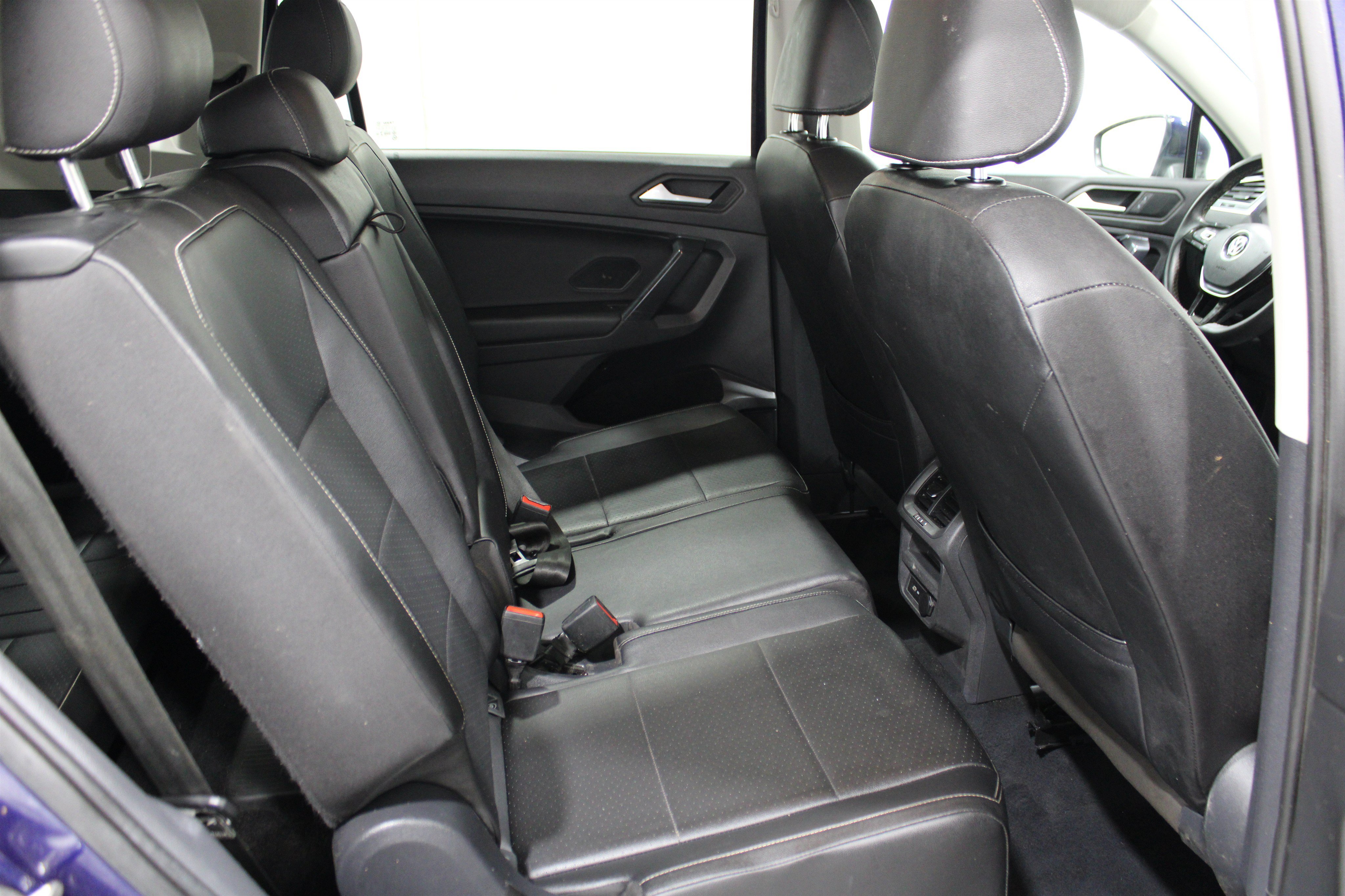 Used 2021 Atlantic Blue Metallic Volkswagen SE image 26