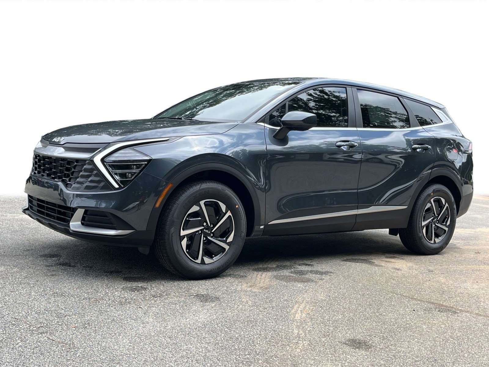 2025 Kia Sportage LX Hybrid - Photo 18