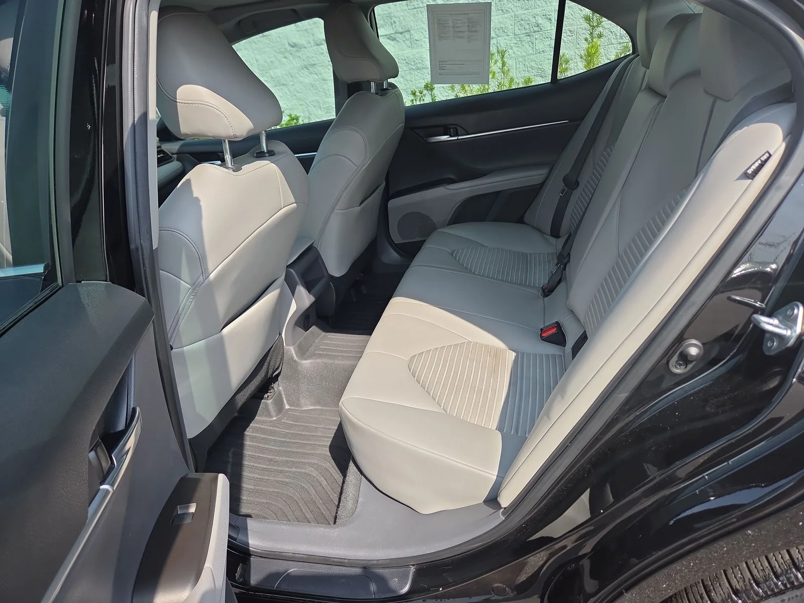 Used 2022 Midnight Black Metallic Toyota SE image 26