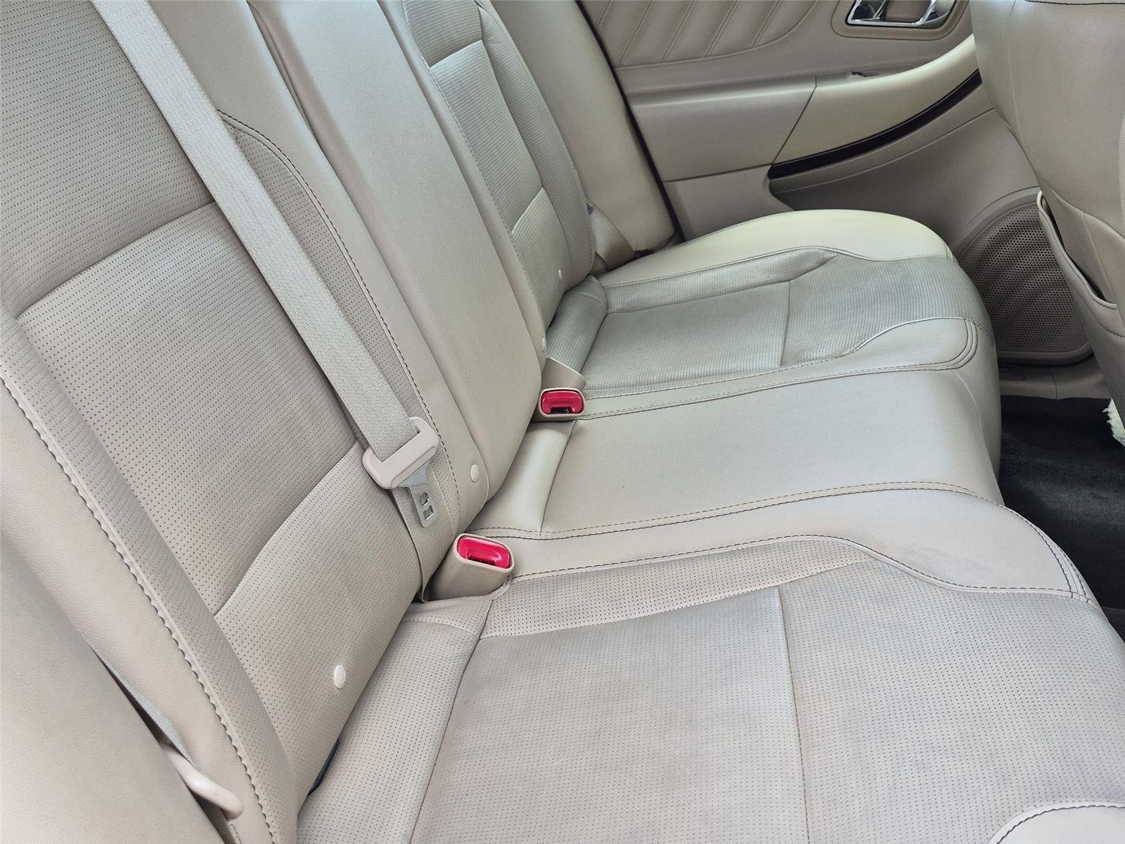 Used 2014 Sunset Metallic Ford Limited image 35