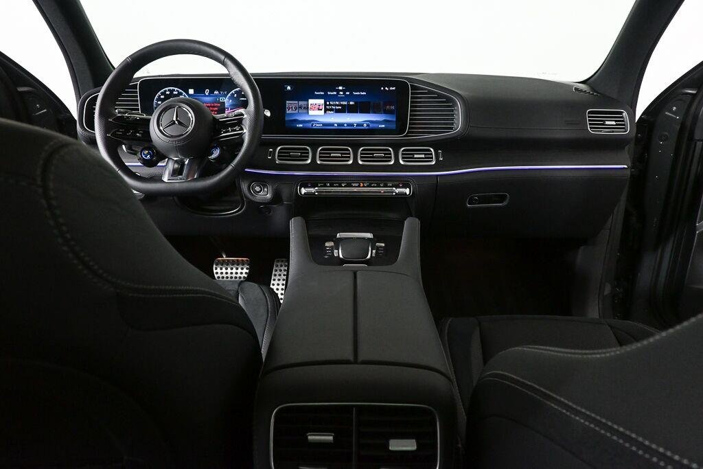 Certified Used 2026  Mercedes-Benz AMG® GLE 53 image 3