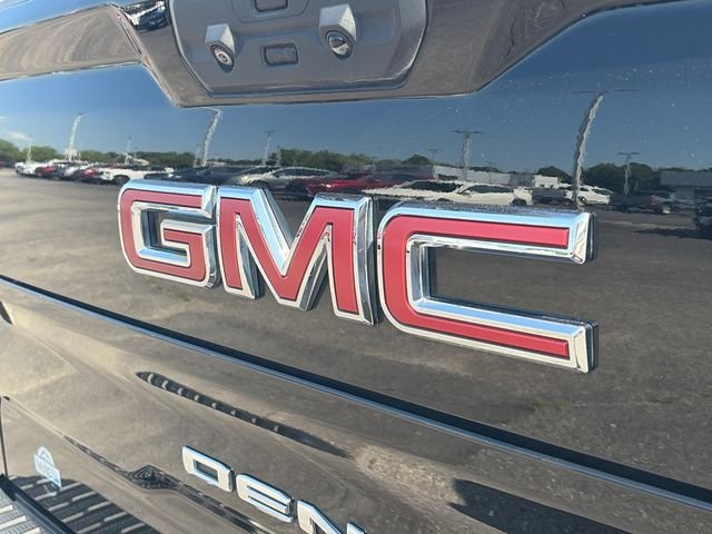 Used 2023 Black GMC Denali image 32