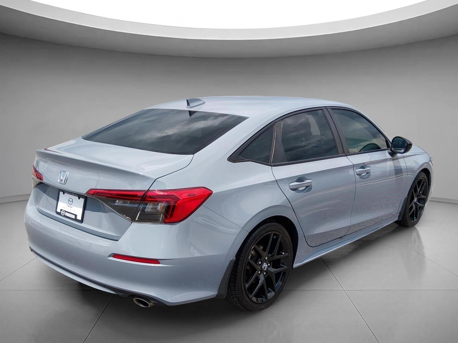Used 2022 Sonic Gray Pearl Honda Sport image 5