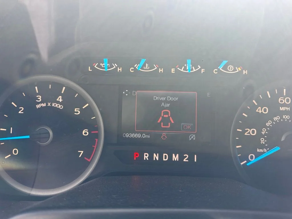 Used 2017 Shadow Black Ford Lariat image 13