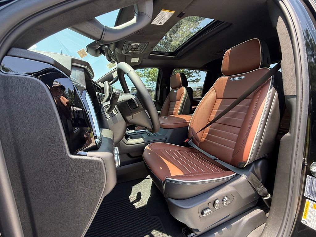 New 2026 Onyx Black GMC Denali Ultimate image 5