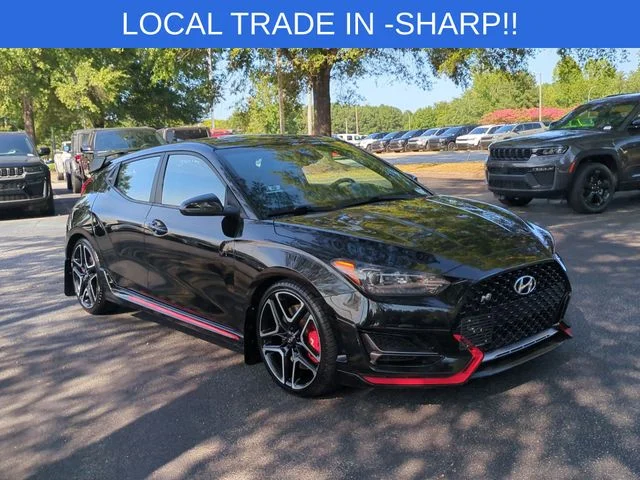 Used 2022 Black Hyundai - image 7
