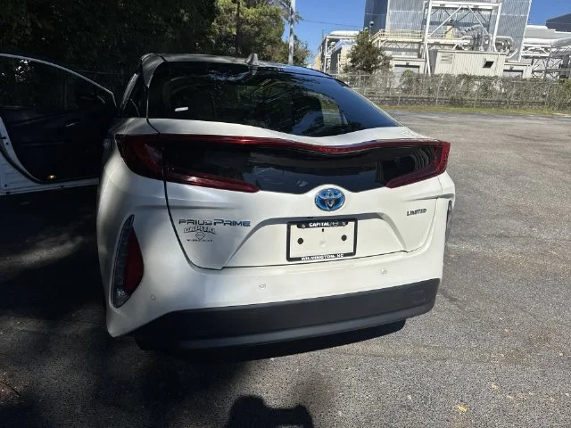 Used 2020 White Toyota Limited image 34