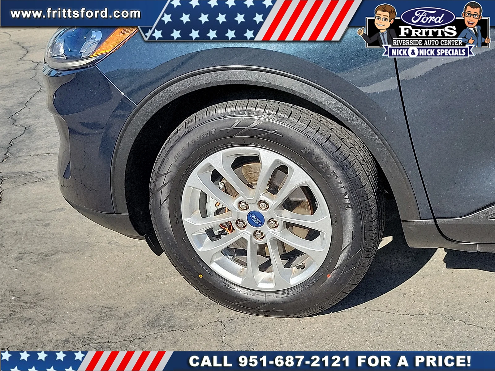 Certified Used 2022 Blue Metallic Ford SE image 18