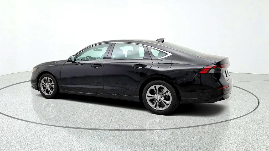 Used 2025 Crystal Black Pearl Honda EX-L Sedan image 7