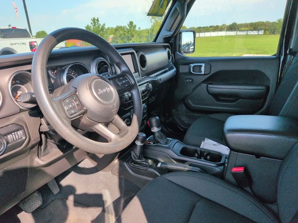 Used 2022 Black Jeep Willys image 18