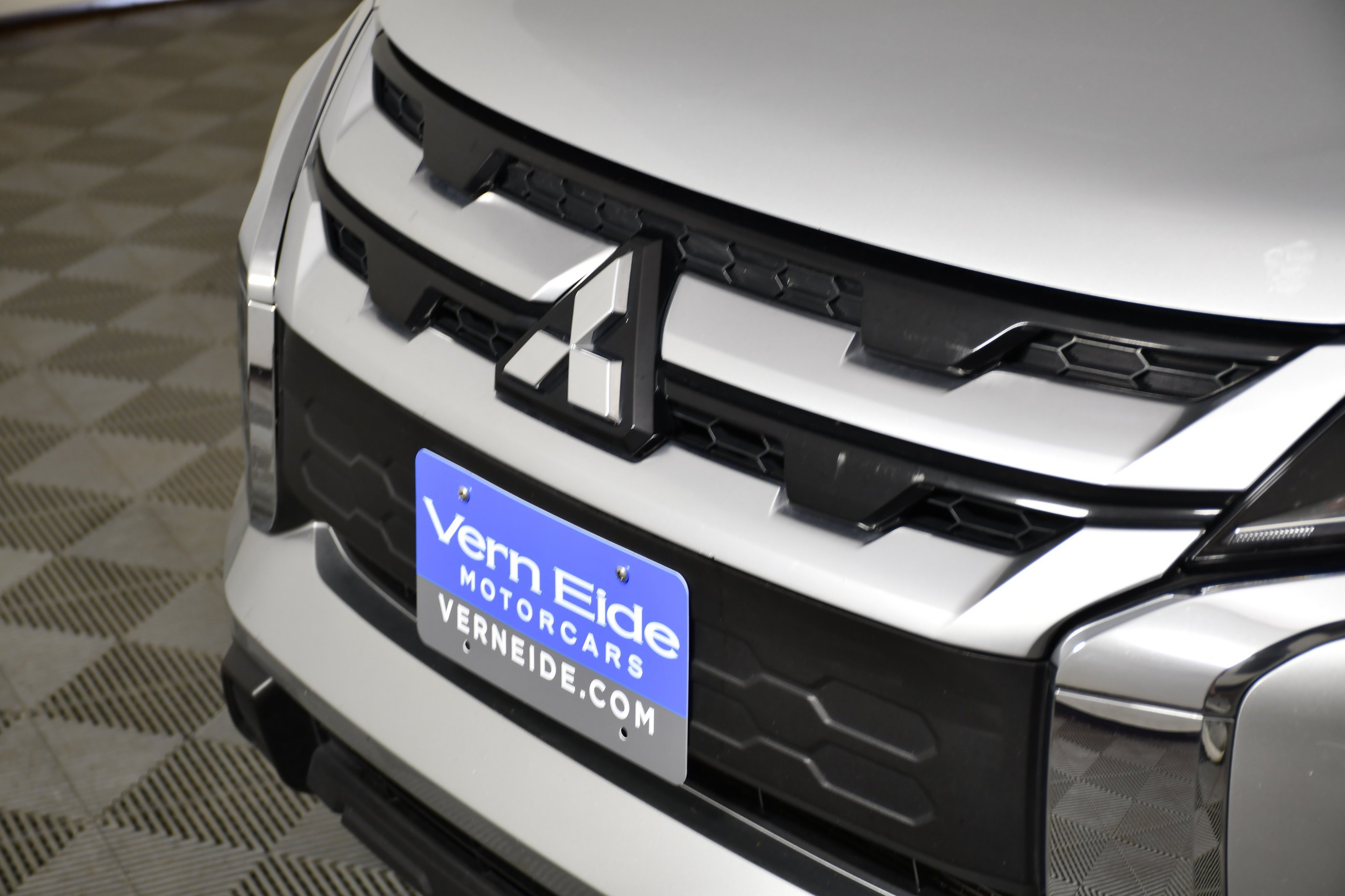Certified Used 2024 Black Mitsubishi SE image 11