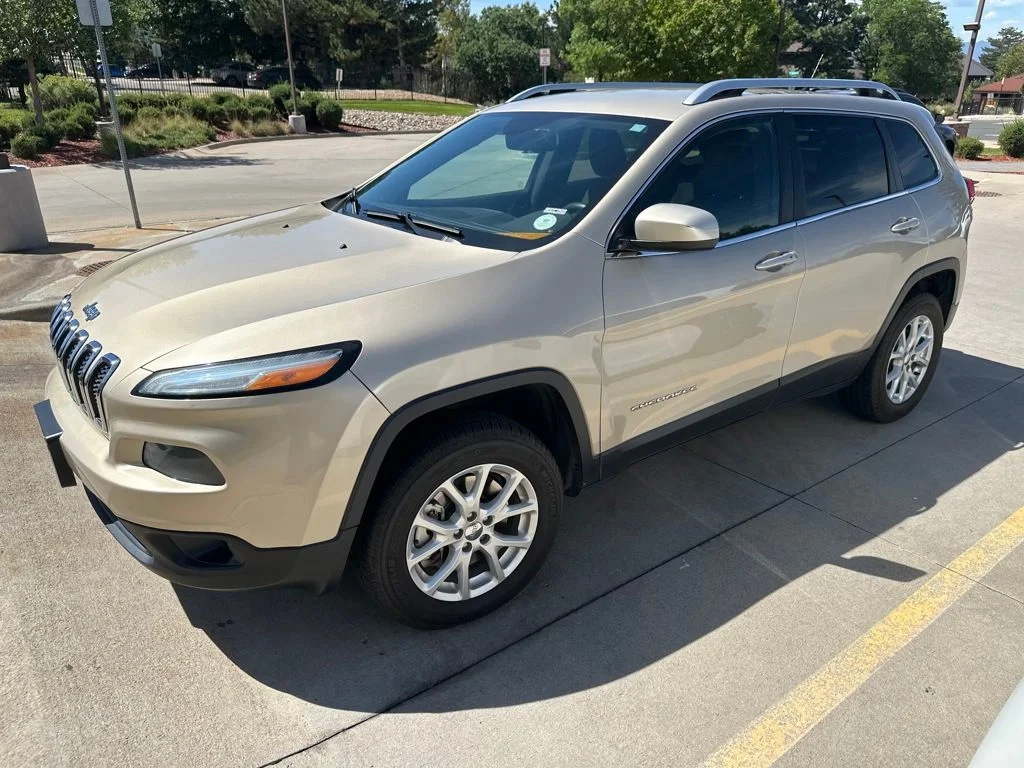 Used 2014 Beige Jeep Latitude image 1