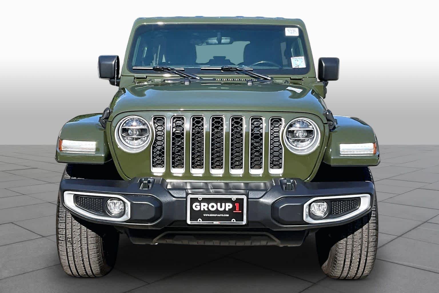 Used 2021 Sarge Green Clearcoat Jeep Unlimited Sahara image 4