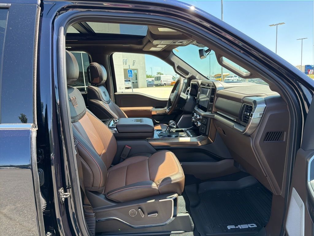 New 2026 Antimatter Blue Metallic Ford King Ranch image 22