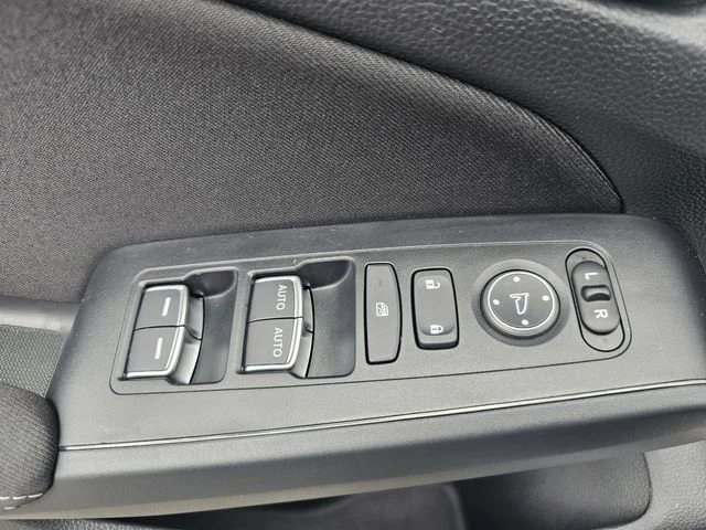 Certified Used 2025  Honda Sport image 18