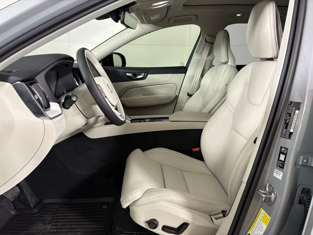 New 2026 Vapour Grey Volvo Ultra image 16