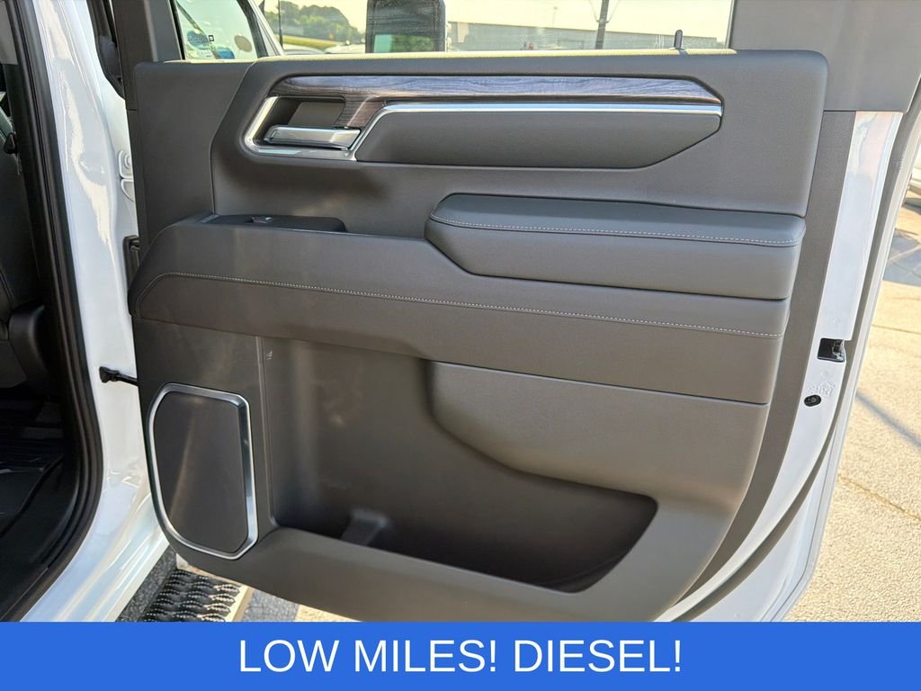 Used 2024 White Chevrolet LTZ image 16